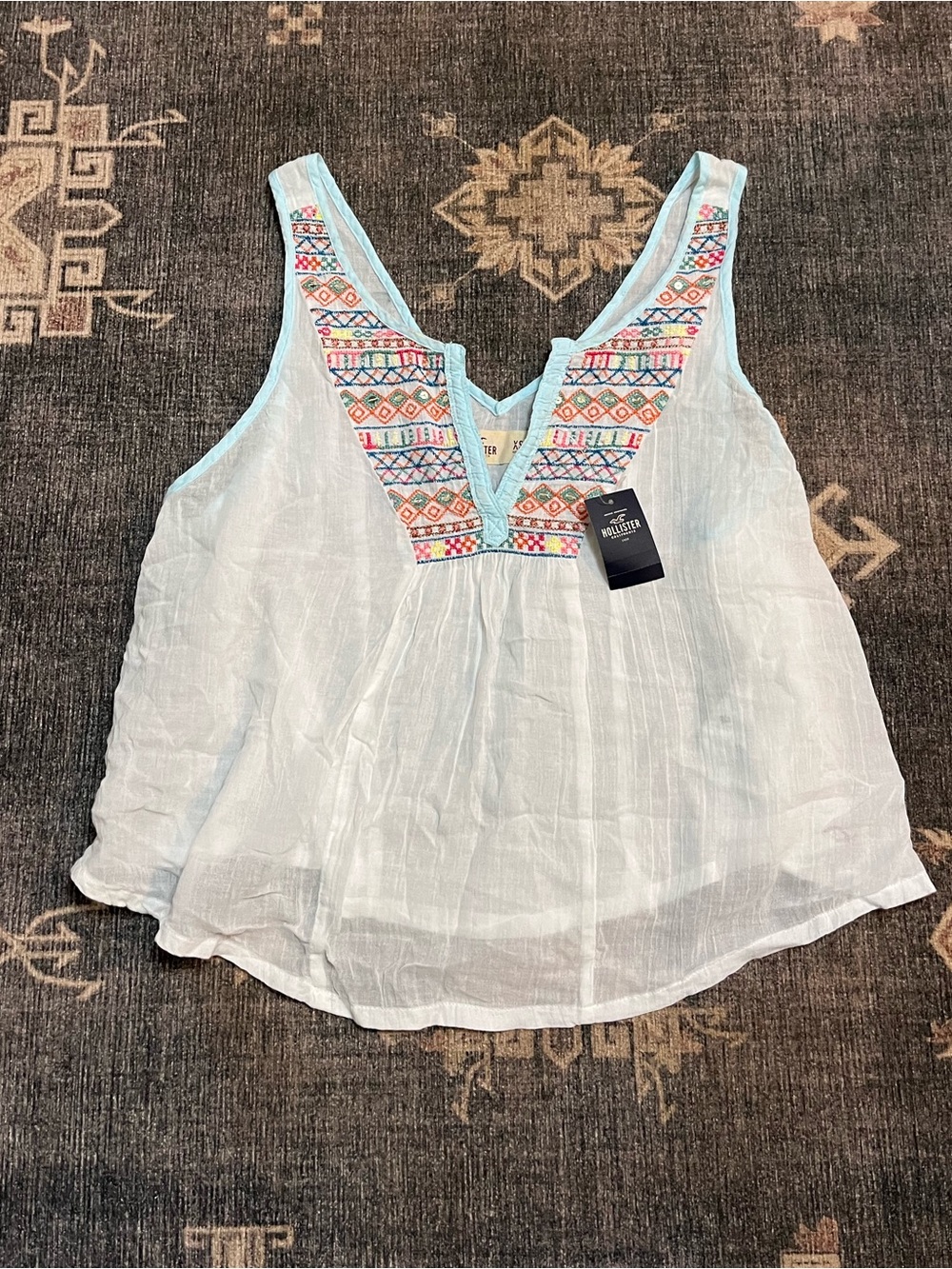 Hollister NWT Embroidered V-Neck Sleeveless Top